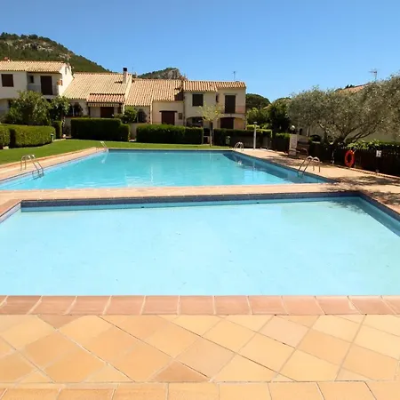 Sistach Casa Oliveres Villa *